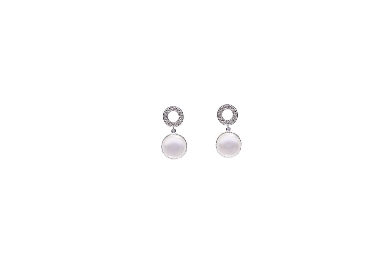 Namokriti Elegant Drop Earrings – Timeless Design for Every Occasion